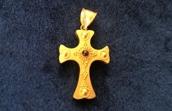 нательный золотой византийский крест православный